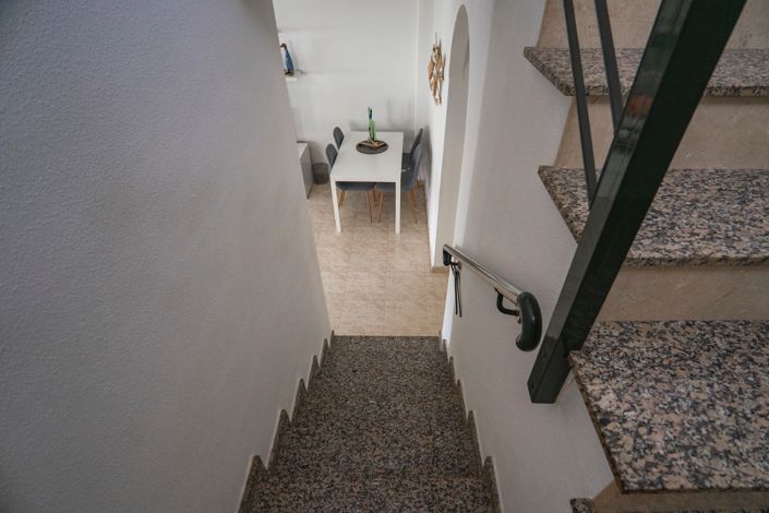 Image No.28-3 Bed House for sale