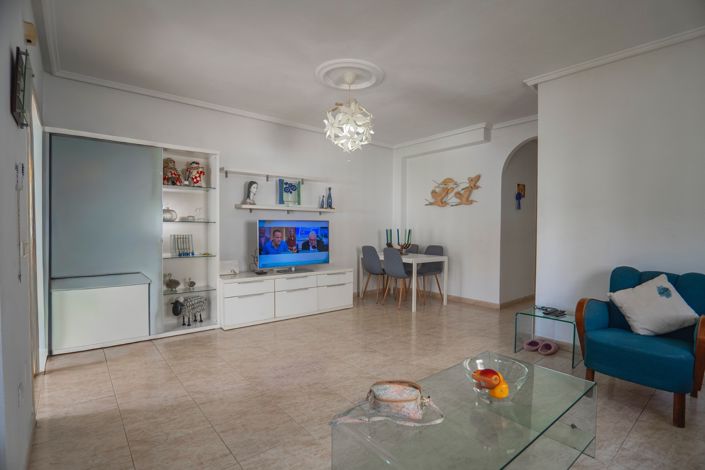 Image No.4-3 Bed House for sale