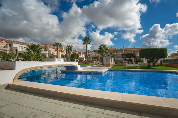 Image No.31-3 Bed House for sale