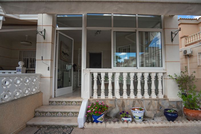 Image No.36-3 Bed House for sale