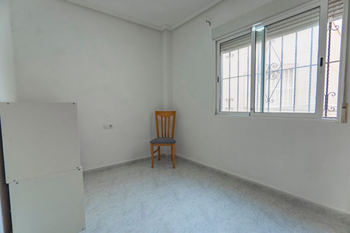 Image No.19-3 Bed Villa for sale