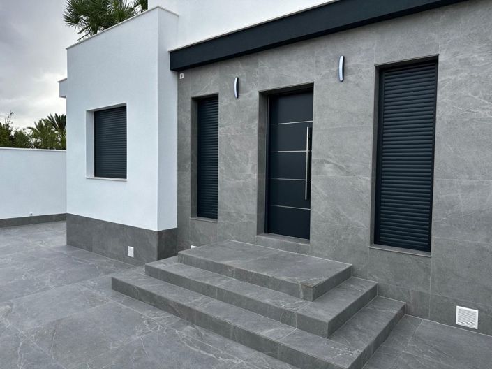 Image No.9-4 Bed Villa for sale