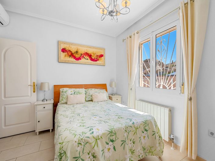 Image No.42-3 Bed Villa for sale