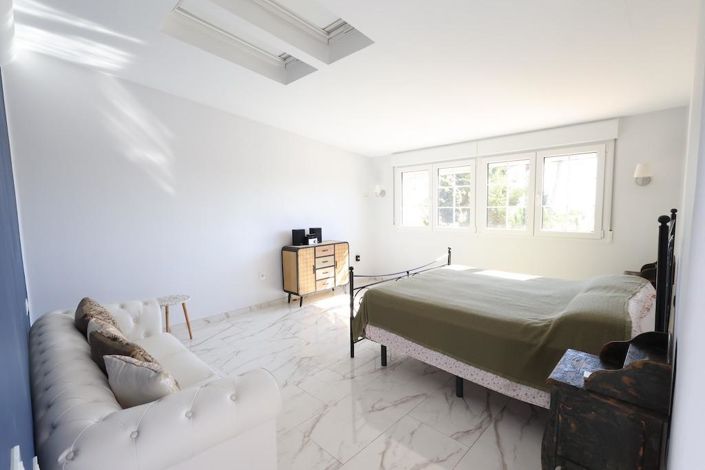 Image No.14-4 Bed Villa for sale