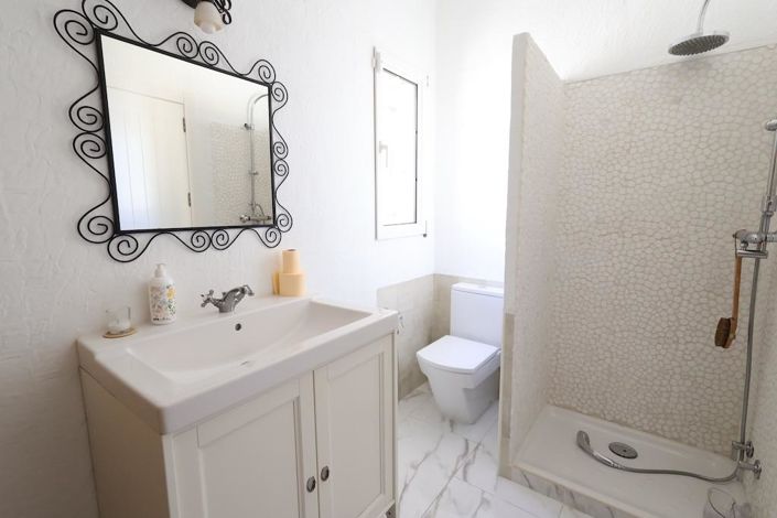 Image No.20-4 Bed Villa for sale