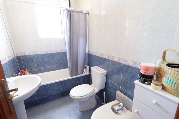 Image No.21-4 Bed Commercial for sale