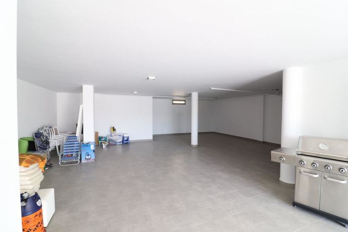 Image No.18-3 Bed Villa for sale