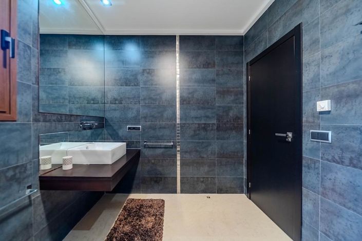 Image No.40-5 Bed Villa for sale