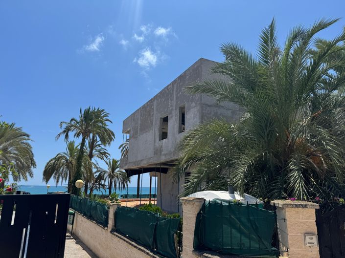 Image No.9-Villa for sale