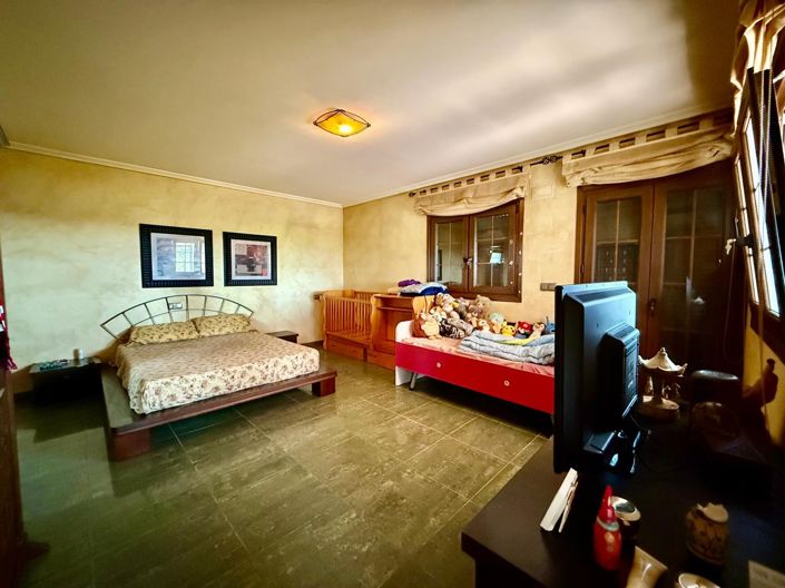 Image No.16-5 Bed Villa for sale