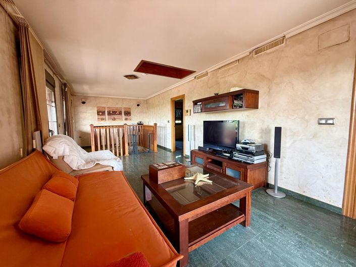 Image No.29-5 Bed Villa for sale