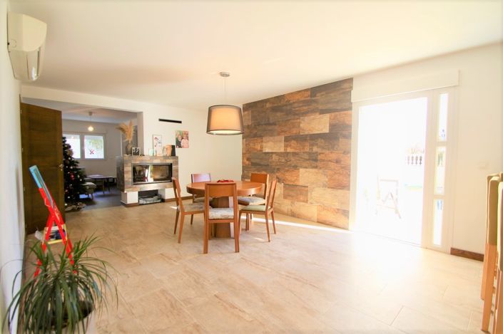 Image No.6-3 Bed Villa for sale