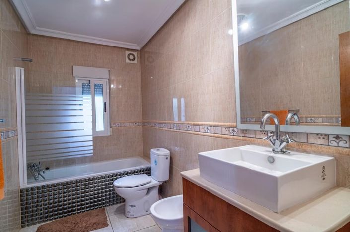 Image No.16-4 Bed Villa for sale