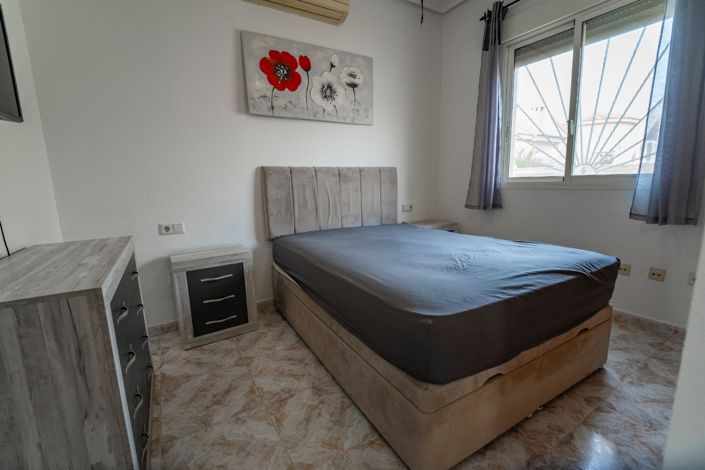 Image No.20-2 Bed Villa for sale