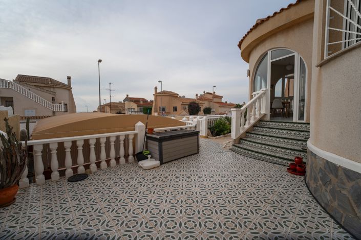 Image No.29-2 Bed Villa for sale