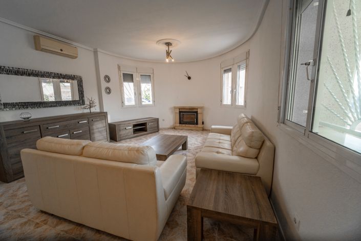 Image No.4-2 Bed Villa for sale