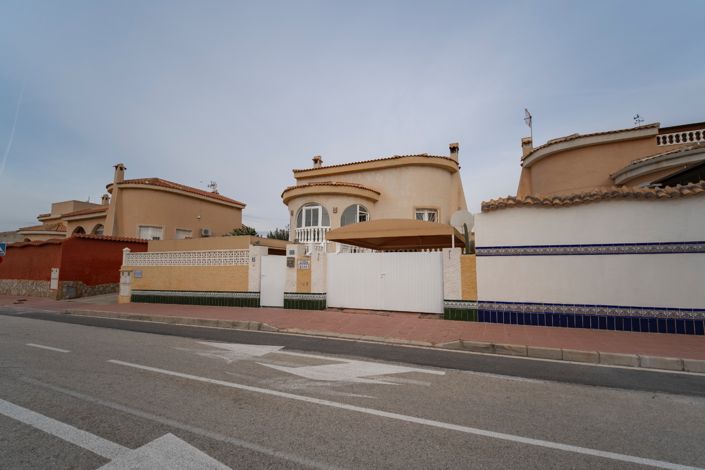 Image No.34-2 Bed Villa for sale