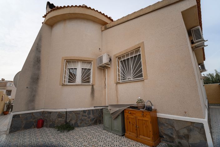 Image No.42-2 Bed Villa for sale