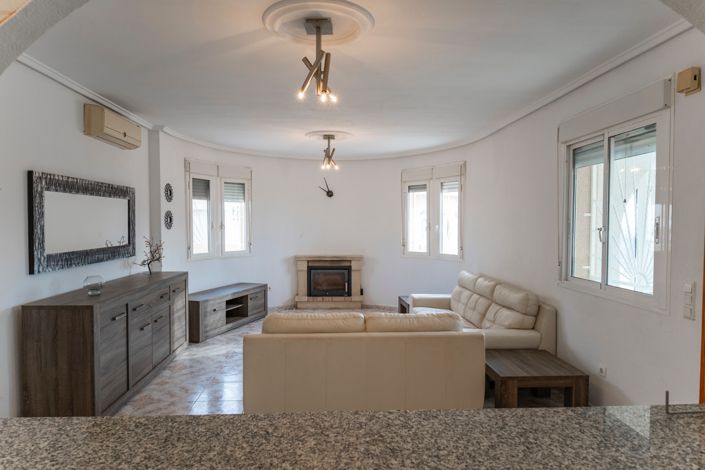 Image No.8-2 Bed Villa for sale