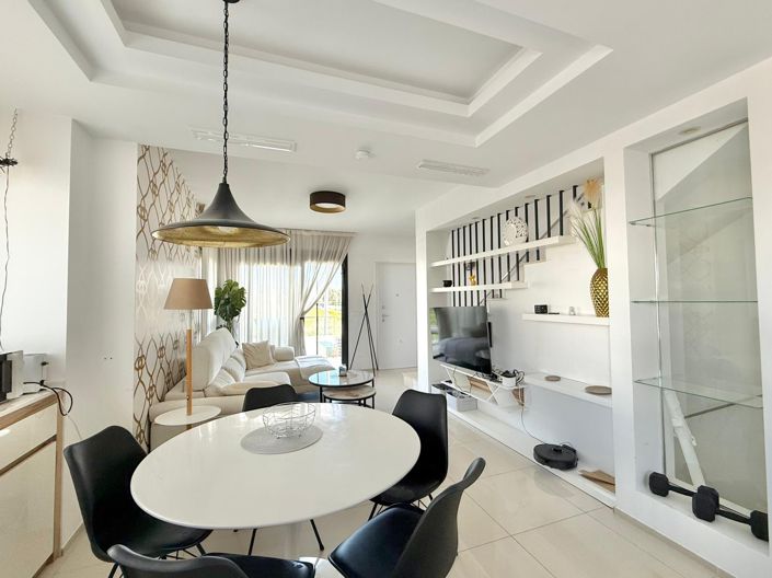 Image No.7-3 Bed House for sale