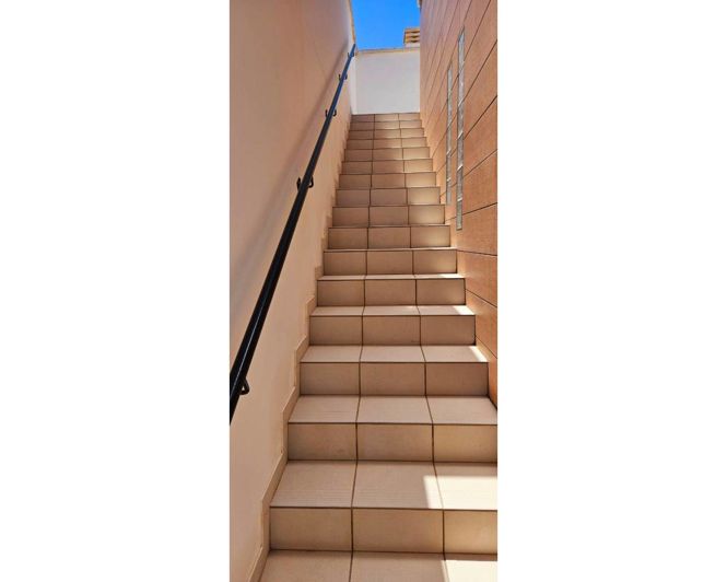 Image No.33-3 Bed Townhouse for sale