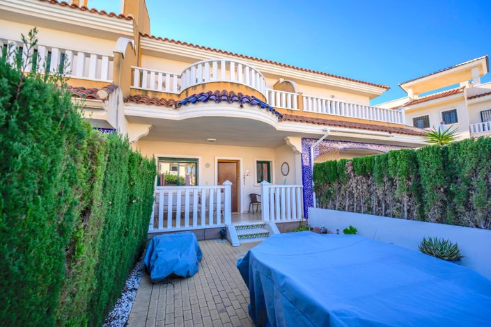 Image No.2-3 Bed Townhouse for sale