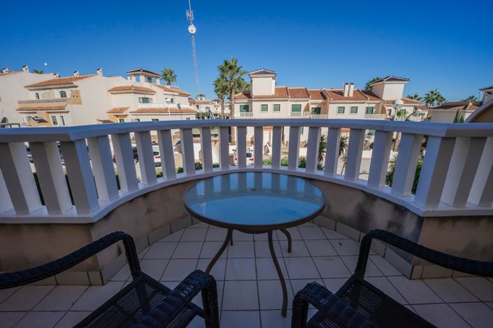 Image No.38-3 Bed Townhouse for sale