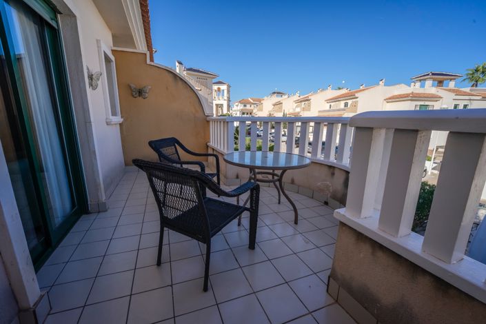 Image No.39-3 Bed Townhouse for sale