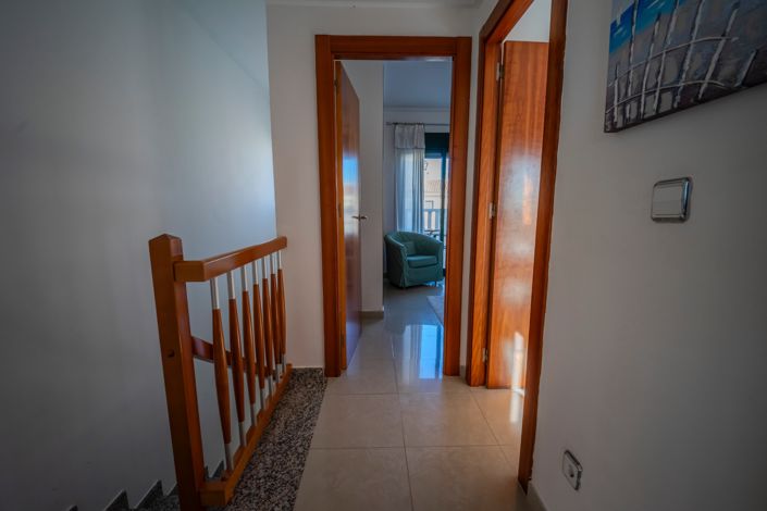 Image No.40-3 Bed Townhouse for sale