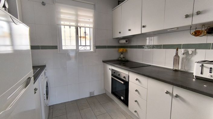 Image No.8-2 Bed Apartment for sale