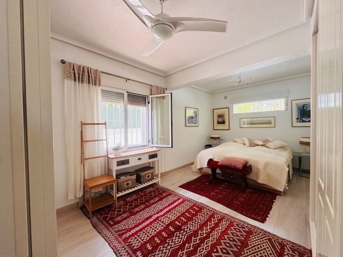 Image No.25-3 Bed Villa for sale