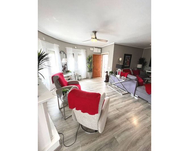 Image No.19-3 Bed Villa for sale