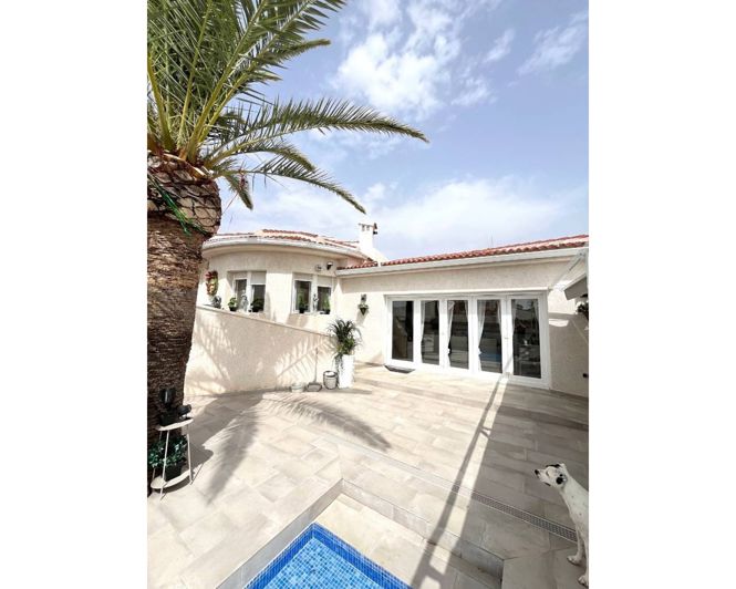 Image No.5-3 Bed Villa for sale