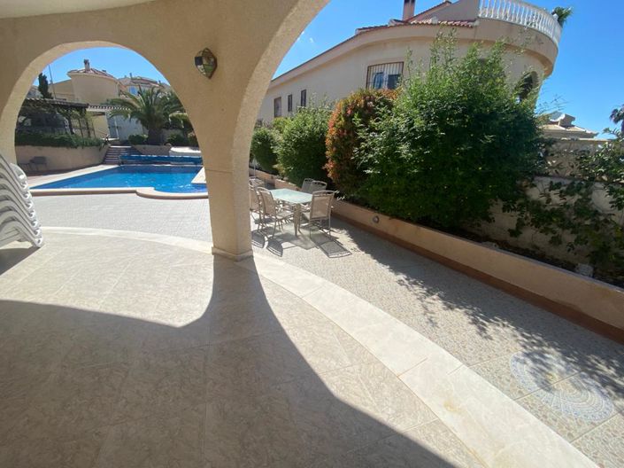 Image No.15-3 Bed Villa for sale