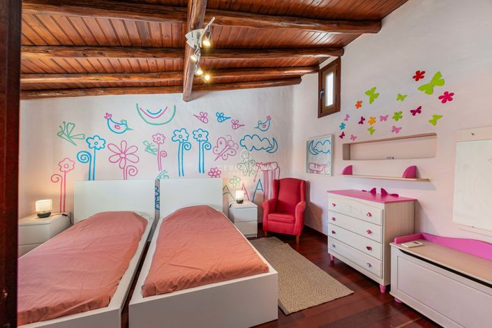 Image No.22-5 Bed Villa for sale