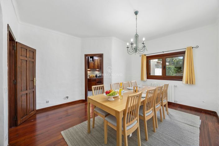 Image No.12-5 Bed Villa for sale