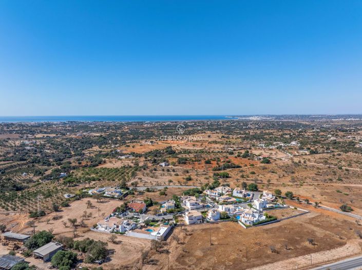 Image No.57-5 Bed Villa for sale