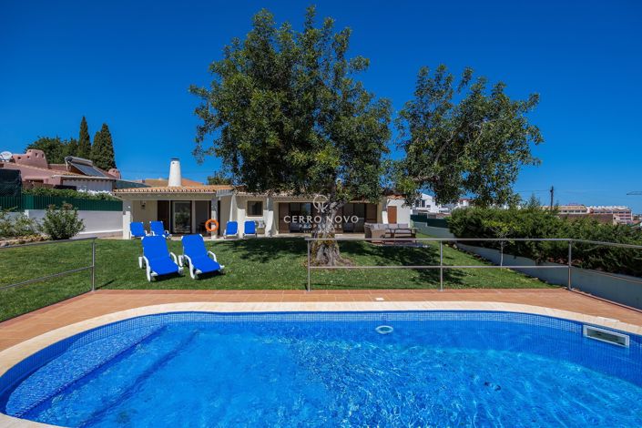 Image No.2-4 Bed Villa for sale