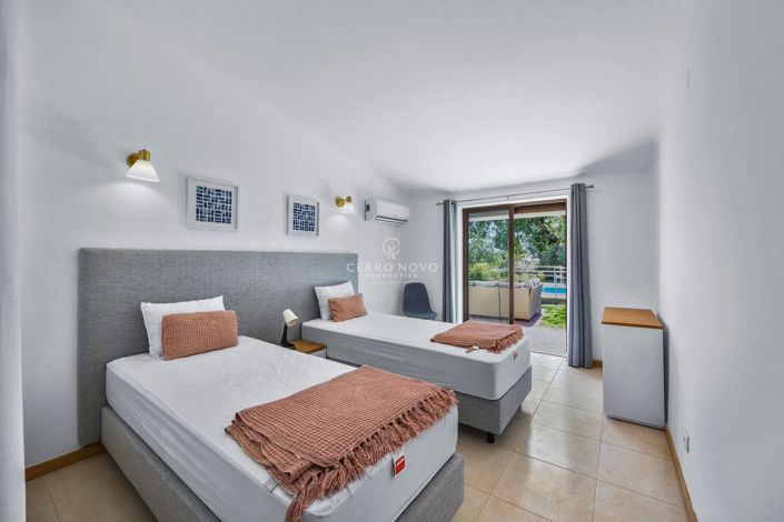 Image No.17-4 Bed Villa for sale