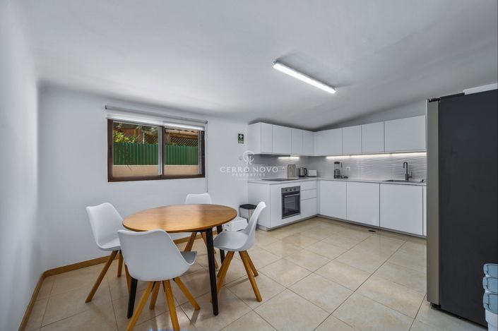 Image No.4-4 Bed Villa for sale