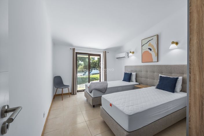 Image No.10-4 Bed Villa for sale