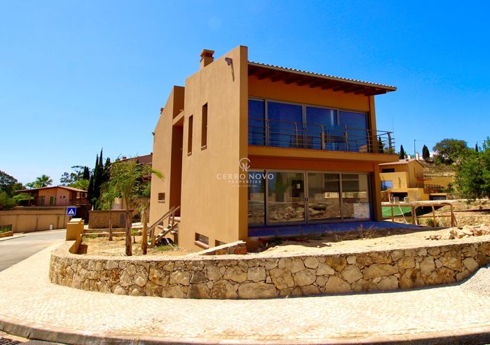 Image No.1-4 Bed Villa for sale