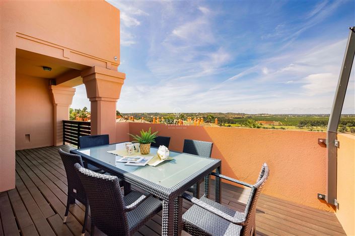 Image No.6-3 Bed Apartment for sale