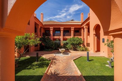 2419-237314-d4a7072701644bd18f6c9ffe77b802fa4