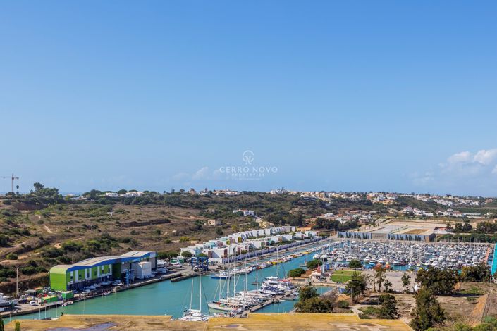 Image No.18-3 Bed Villa for sale