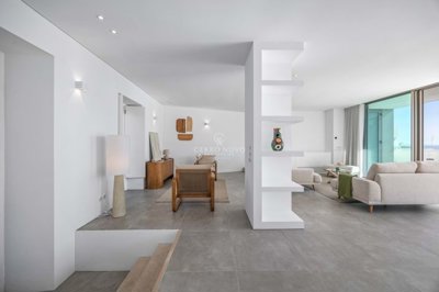 2419-338792-d4a7072701644bd18f6c9ffe77b802fa4