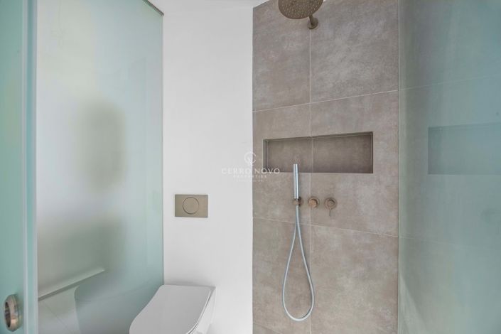 Image No.42-3 Bed Townhouse for sale