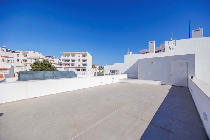 Image No.49-3 Bed Townhouse for sale