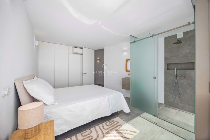 Image No.6-3 Bed Townhouse for sale