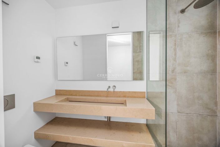 Image No.17-5 Bed Villa for sale